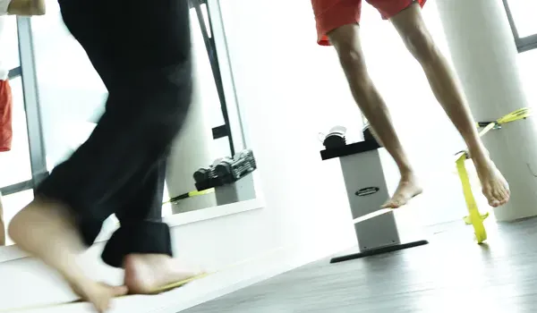 Neurologische Physiotherapie (Bobath & PNF)